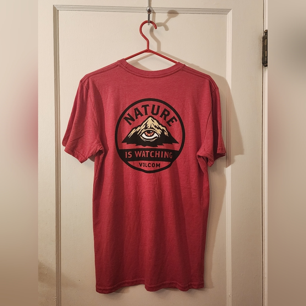 Nature is watching you Volcom T-Shirt